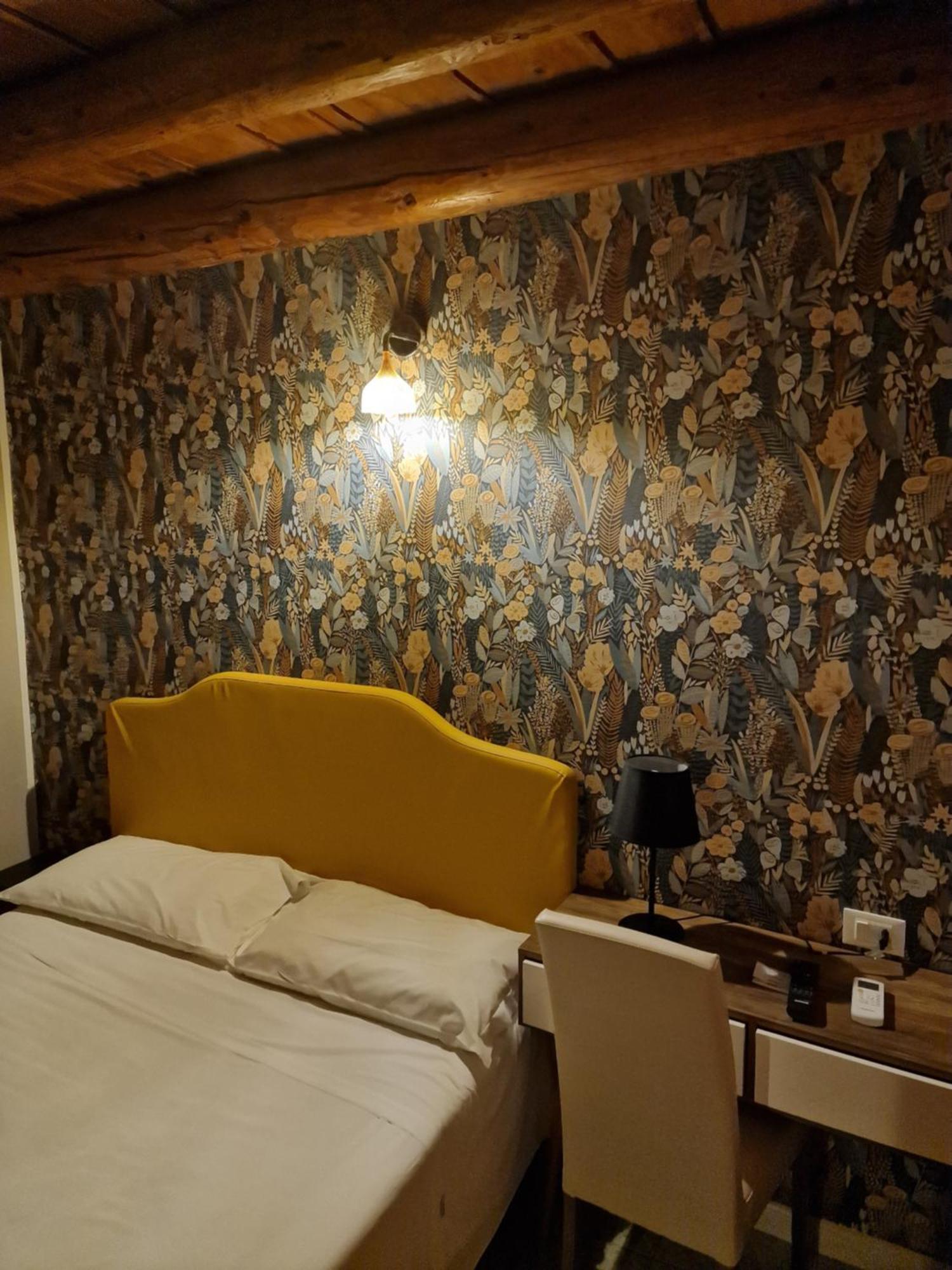 Locanda Al Centrale Caprino Veronese Kültér fotó