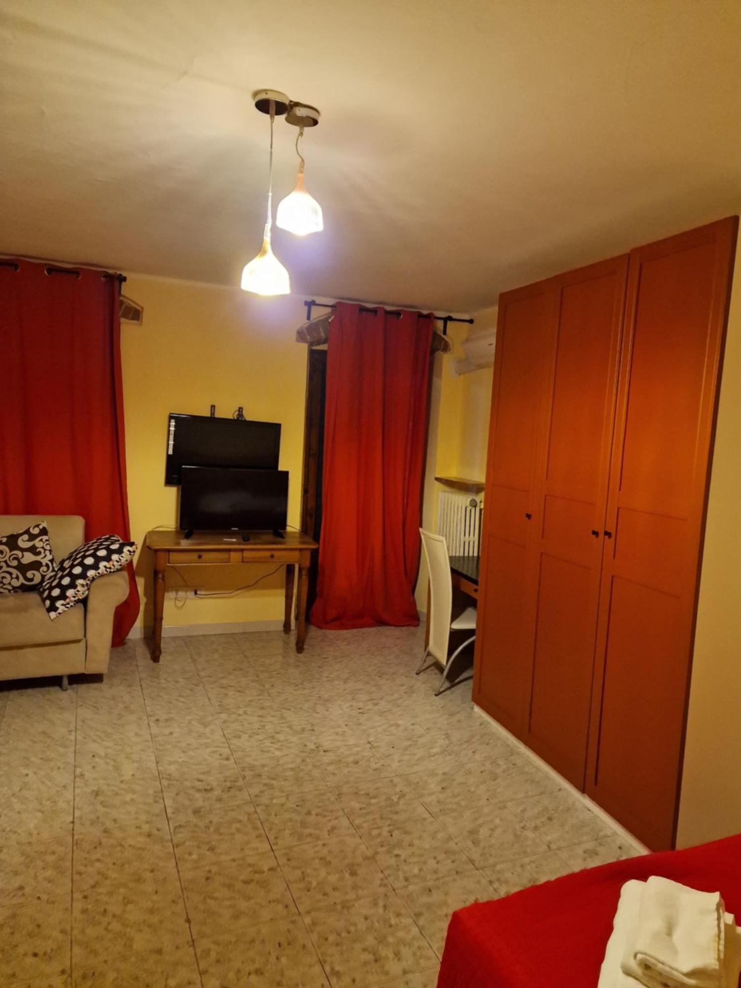 Locanda Al Centrale Caprino Veronese Kültér fotó