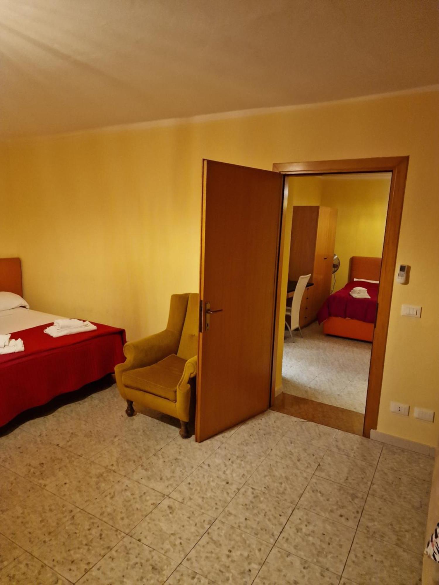Locanda Al Centrale Caprino Veronese Kültér fotó