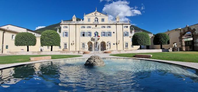 Locanda Al Centrale Caprino Veronese Kültér fotó